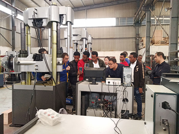 济南香蕉视频导航国外客户到厂验收大香蕉91视频设备